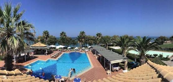 OASIS HOTEL KYPARISSIA 1