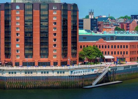 Saint John Harbourfront Hotel 1
