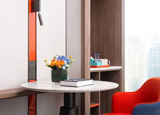 Holiday Inn Express Shenzhen Futian Center by IHG 1