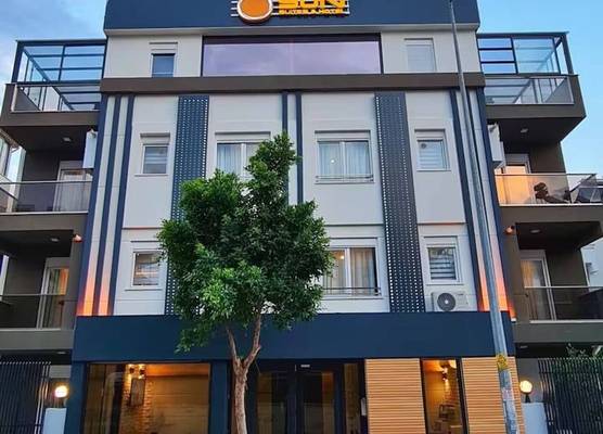 Sun Suites 1