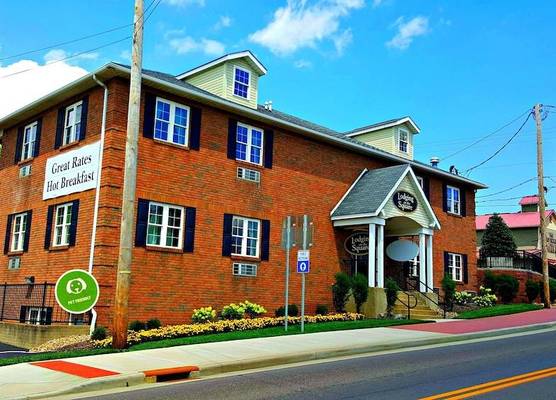 Lodging on the Square 1
