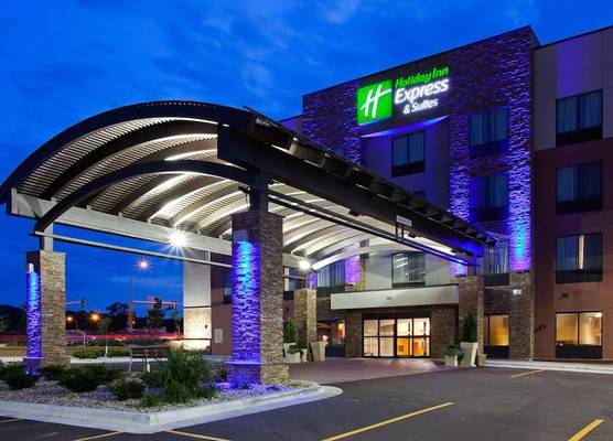 Holiday Inn Express & Suites ROCHESTER – MAYO CLINIC AREA by IHG 1