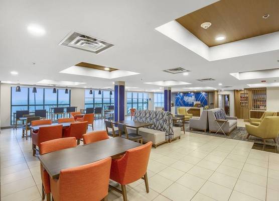 Holiday Inn Express GULFPORT BEACH by IHG 1