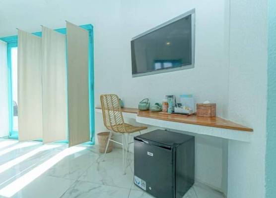 Loccal Collection Hotel Komodo 1