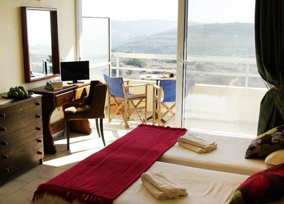 Thomas Hotel 1