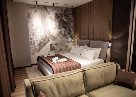 Dial Hotel 1
