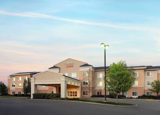 Fairfield Inn & Suites Redding 1