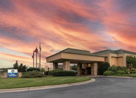 Best Western Hickory 1