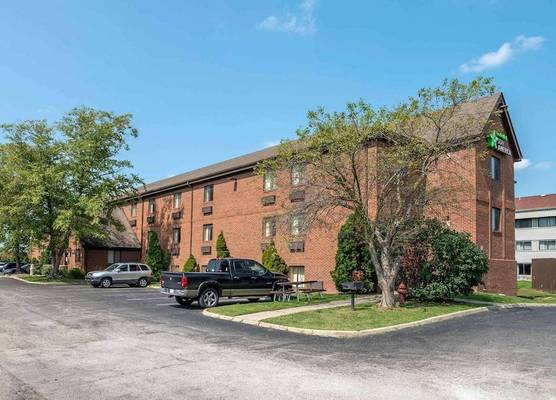 MainStay Suites Indianapolis Northwest - College Park 1