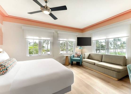 Waldorf Towers South Beach 1