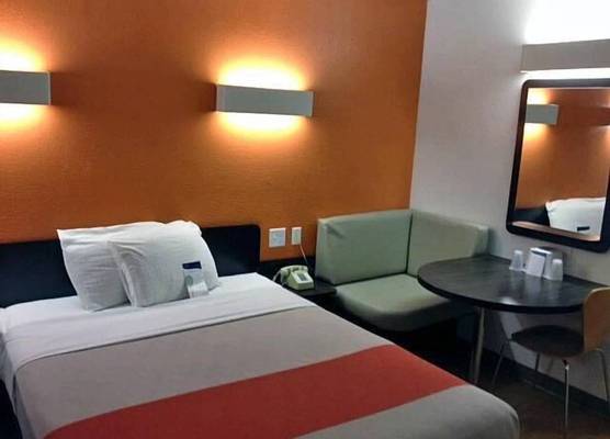 Motel 6-Palatine, IL - Chicago Northwest 1