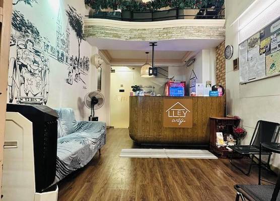 Alleyway Hostel 1