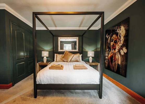 Boutique Shrewsbury Rooms 1