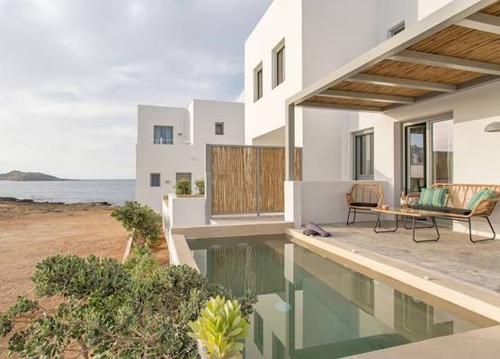 Paros Cape Suites 1