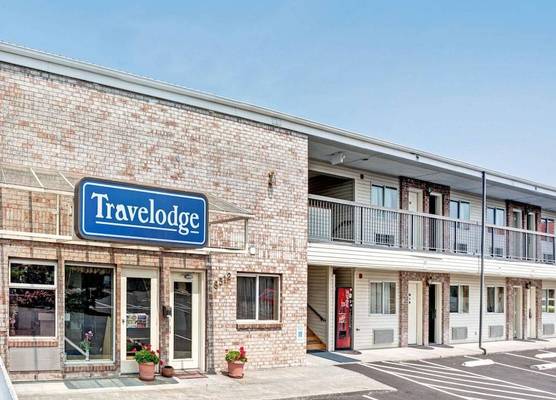 Travelodge by Wyndham Seattle North of Downtown 1