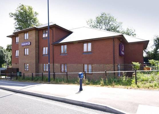 Premier Inn Portsmouth - Horndean 1