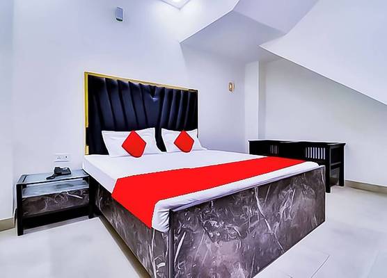 Roomshala Hotel Sukoon 1