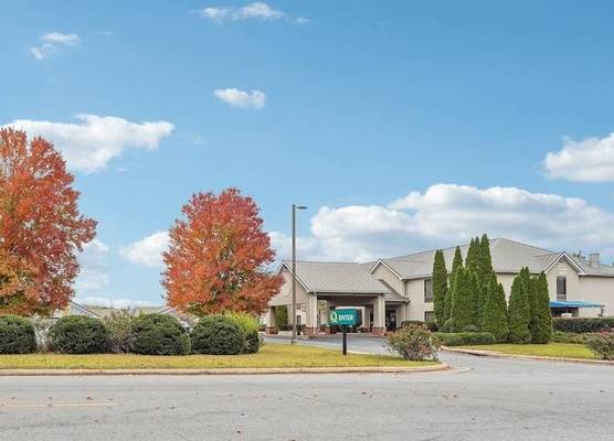 Quality Inn & Suites Dawsonville 1
