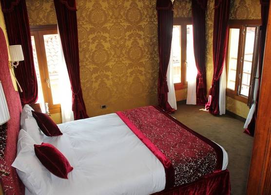 Hotel Casanova 1