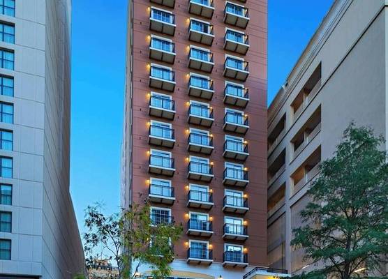 Courtyard by Marriott San Antonio Riverwalk 1