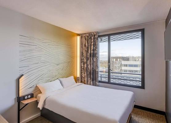 B&B HOTEL Bordeaux Bassins à flot 1