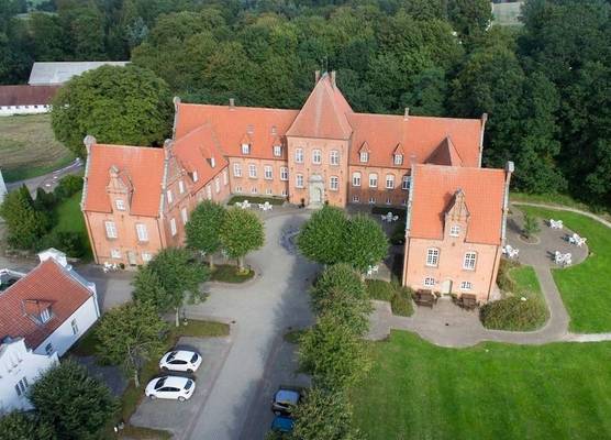 Sophiendal Manor 1