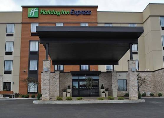 Holiday Inn Express SALEM by IHG 1