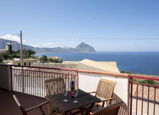 Villa Gina con vista mozzafiato sul golfo di Macari 1