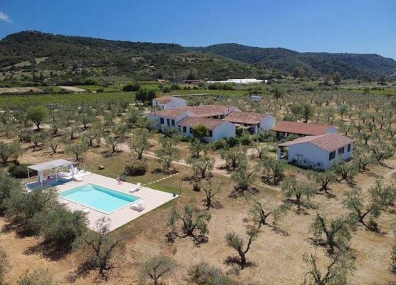 Tenuta Don Ballore Country Resort 1