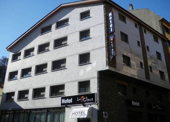Hotel Les 7 Claus 1