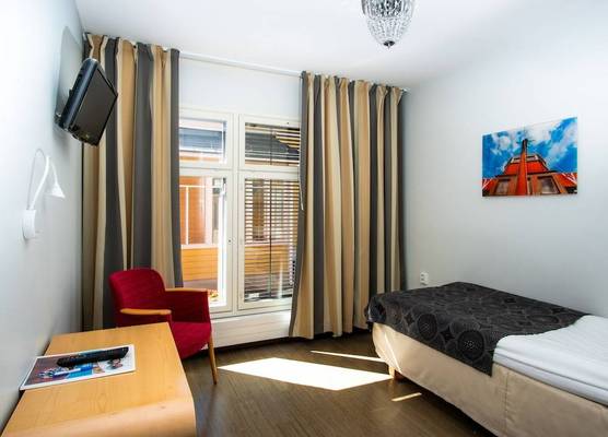 Hotel Jahtihovi 1