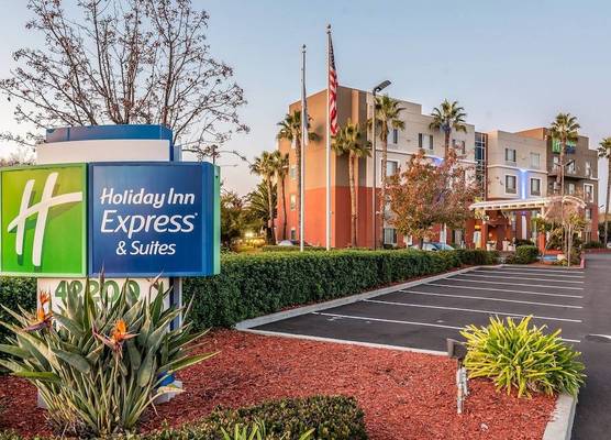 Holiday Inn Express & Suites FREMONT - MILPITAS CENTRAL by IHG 1