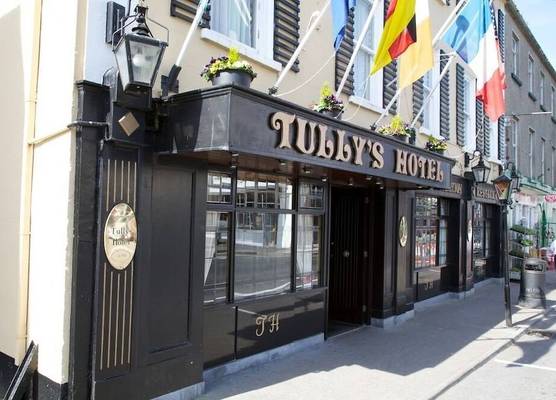 Tully's Hotel 1