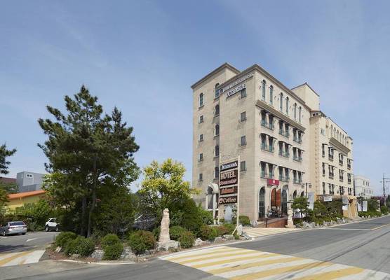 Incheon Airport Oceanside Hotel 1