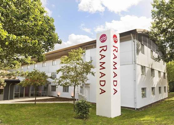 Ramada by Wyndham South Mimms M25 1