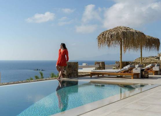 The Summit of Mykonos 1