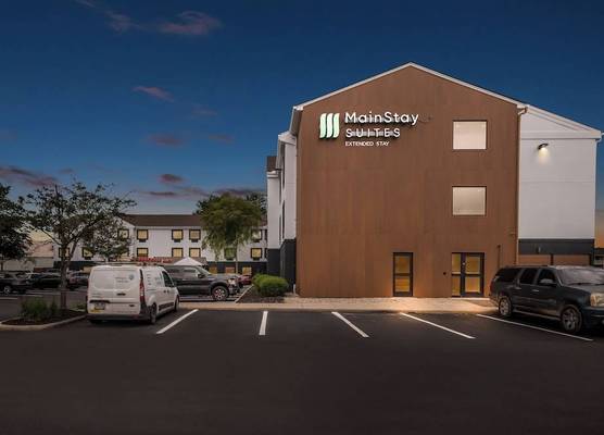 MainStay Suites Columbus North - Worthington 1