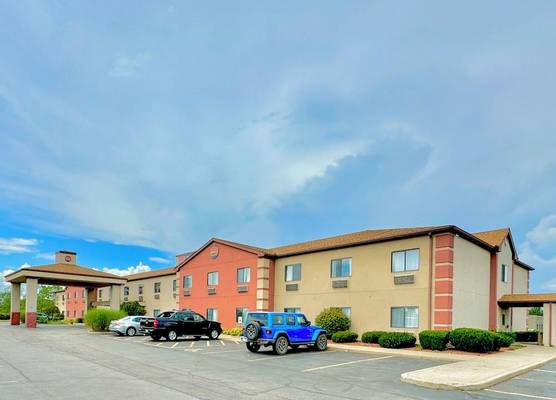 FairBridge Inn & Suites Batavia-Darien Amusement Park 1