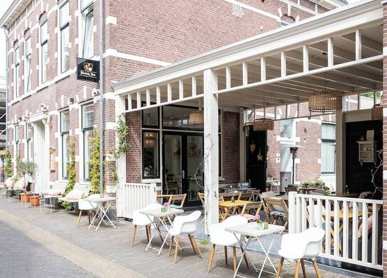 Boutique Hotel - de Stadsherberg Alphen 1