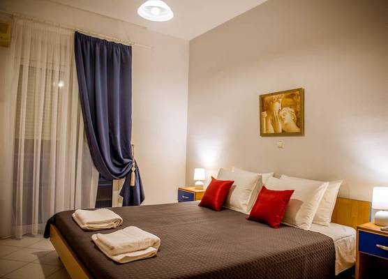 Pantheon Deluxe Apartments 1