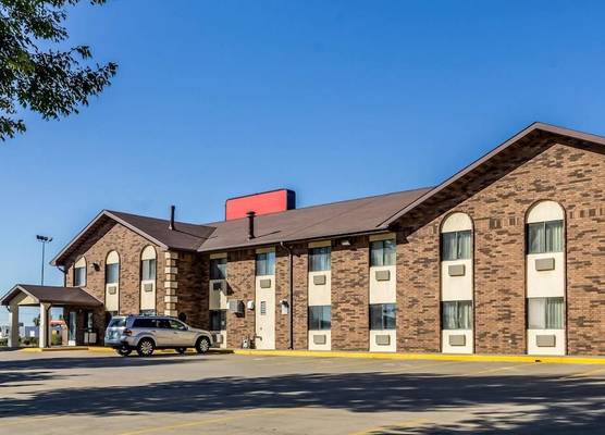 Econo Lodge Sioux Falls North 1