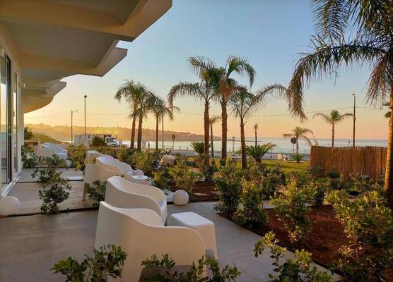 JONIUM Hotel Residence 1