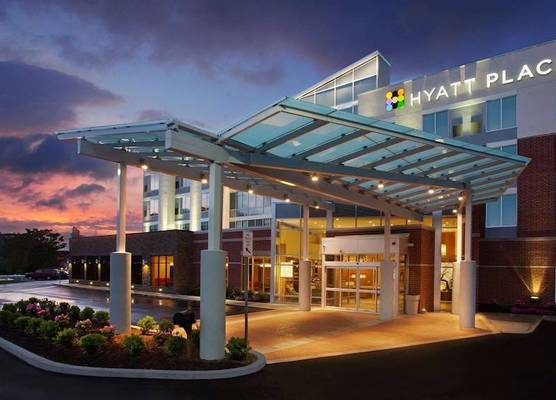 Hyatt Place at The Hollywood Casino Pittsburgh South 1