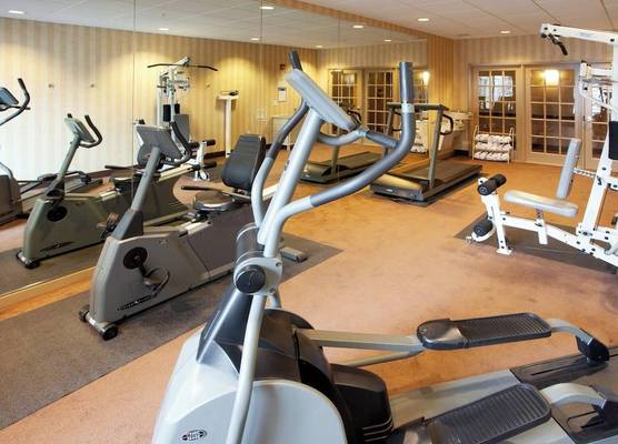 Holiday Inn Express & Suites HAGERSTOWN by IHG 1