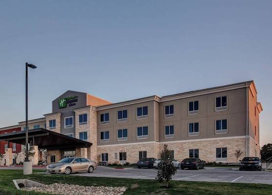 Holiday Inn Express & Suites GATESVILLE - N. FT HOOD by IHG 1