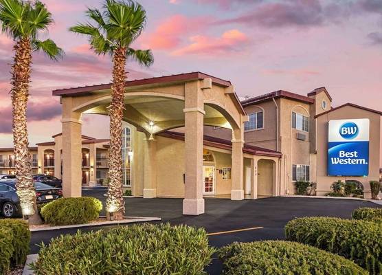 Best Western China Lake Inn 1