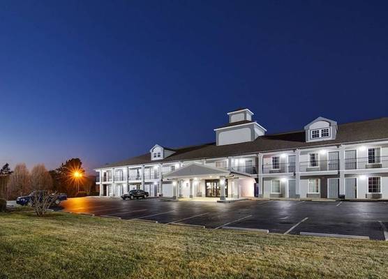 SureStay Plus Hotel by Best Western Asheboro 1