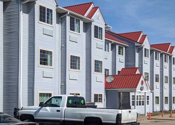 St Clair Inn and Suites 1