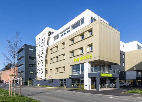 B&B HOTEL Brest Centre Port de Commerce 1
