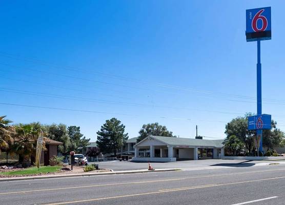 Motel 6-Kingman, AZ - Route 66 West 1
